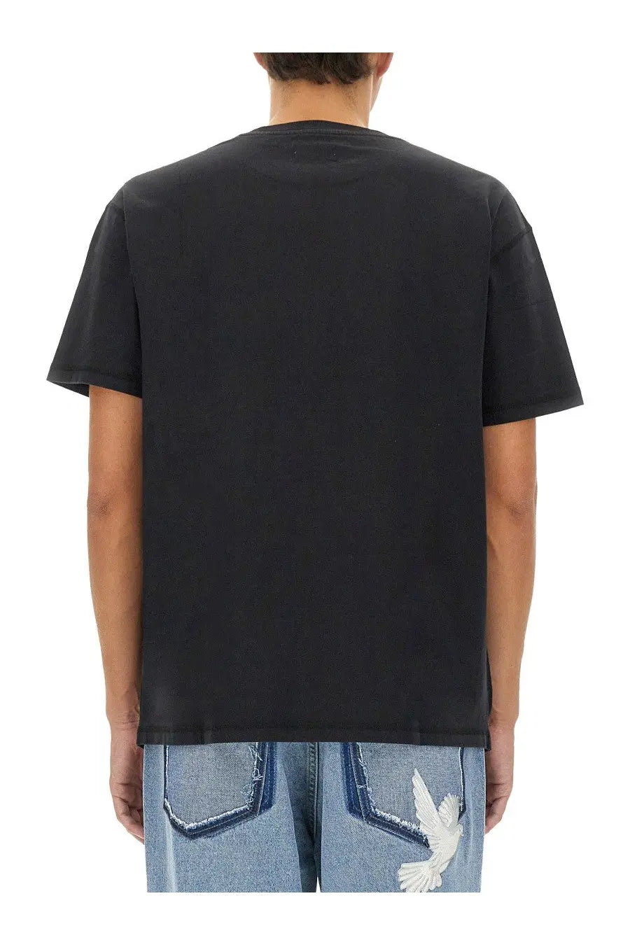 Black short-sleeved 3.paradis men’s coca cola shirt with white embroidered dove on lower right side