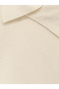 The 73 women’s turleneck wool sweater white in cream-colored knit with ribbed collar and textured fabric