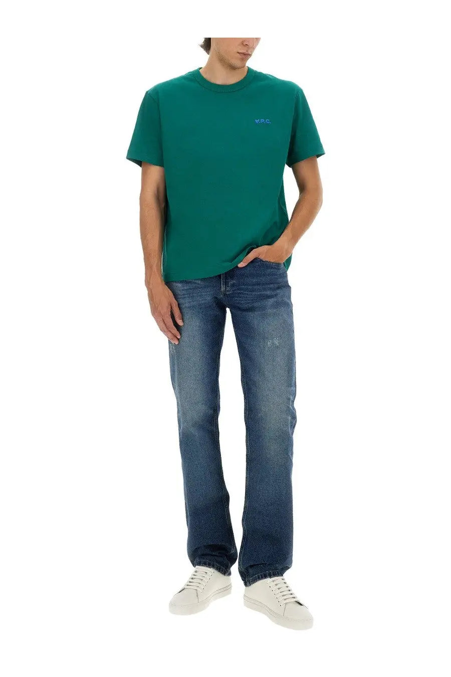 A.P.C men’s boxy shirt green solid short-sleeved cotton t-shirt with small embroidered logo on left chest