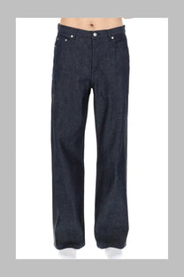 A.P.C men’s jeans Sally Con Stampa blue dark indigo denim with straight-leg cut and classic five-pocket design