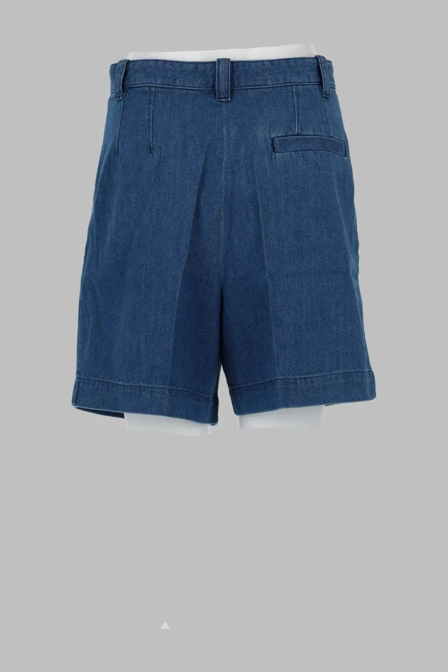 A.p.c women’s blue denim shorts with classic belt loop design and rolled cuffs ideal for casual wear