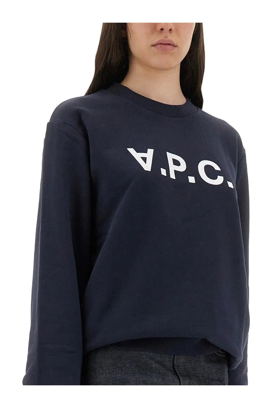 Navy blue a.p.c. women’s sweatshirt in organic cotton with standard fit designed for casual wear