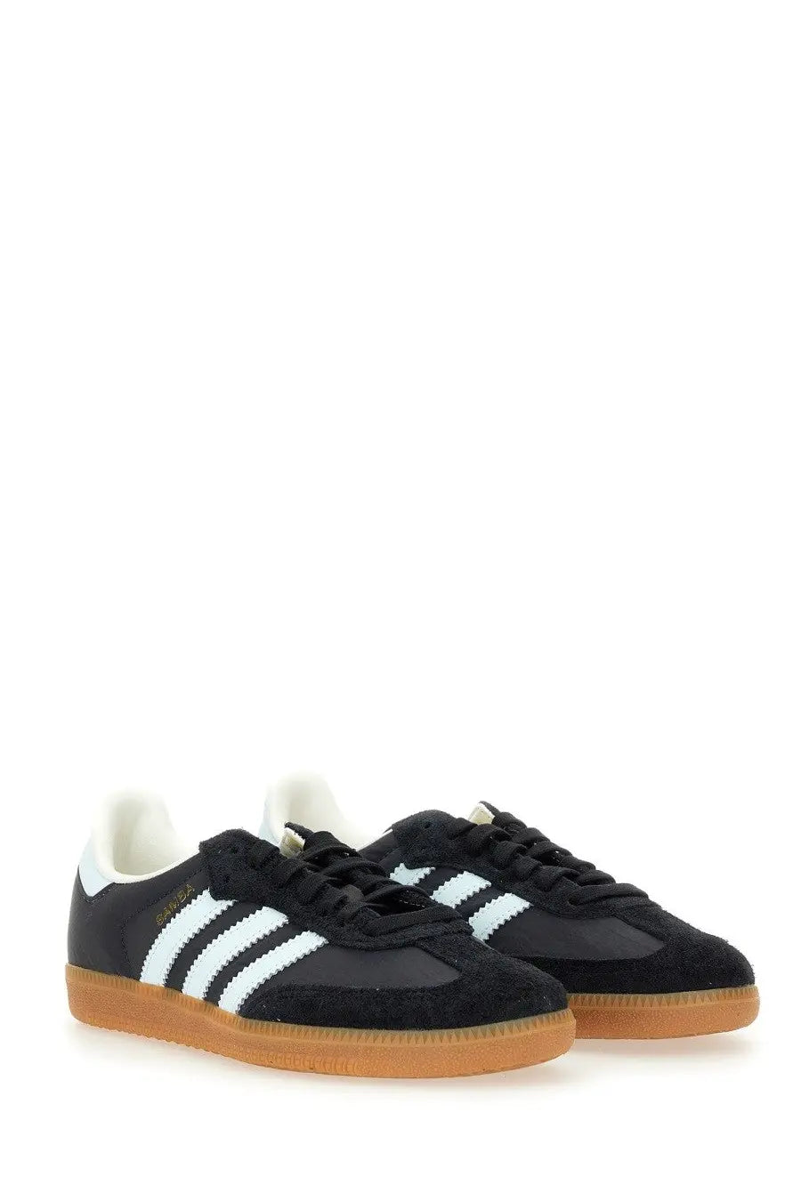 Adidas unisex sneaker samba black with black suede upper white three stripes and gum rubber sole