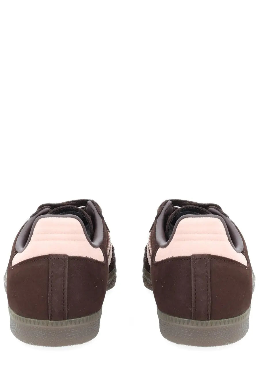Adidas women’s sneaker samba brown featuring brown suede with a light pink heel tab and gray rubber sole visible from back