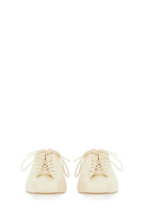 Aeyde women’s derby isla white cream-colored leather lace-up oxford shoes with minimalist design