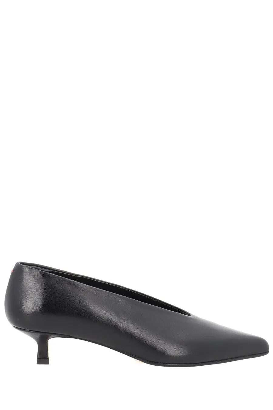Aeyde women’s Écolleté Clara black leather pump with a pointed toe and low heel