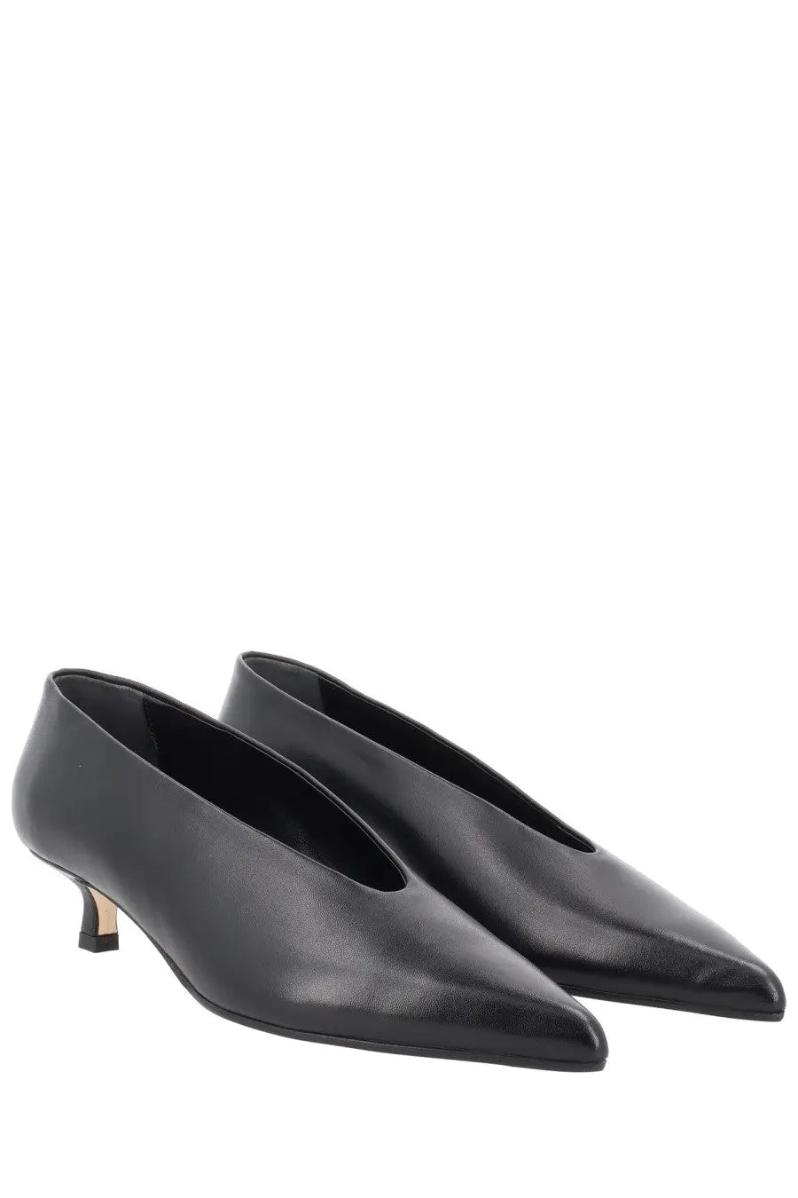 Aeyde women’s éclaire clara black leather pumps with pointed toe and low kitten heel