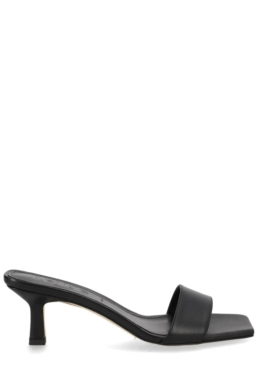 Aeyde women’s sandalo gilly con tacco black leather mule sandal with square toe and low block heel