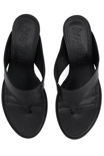 Aeyde women’s sandalo olenna con tacco black leather thong sandals with minimalist design and thick supportive sole