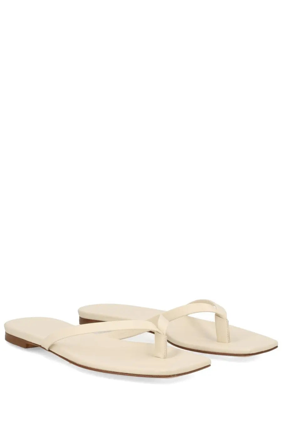 Aeyde women’s sandalo renee white cream flat thong sandals with minimalist design and smooth matte finish