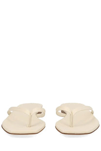 Aeyde women’s sandalo renee white cream-colored minimalist thong sandals with sleek flat sole and smooth leather straps