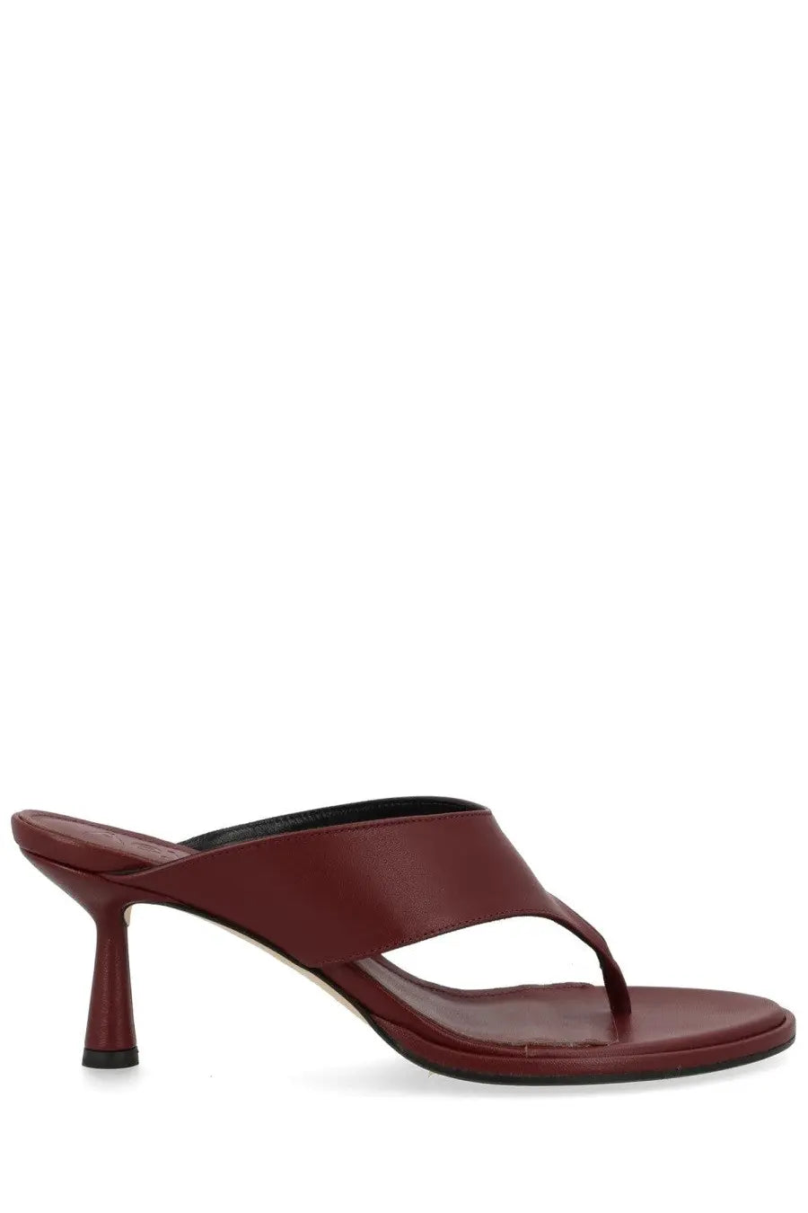 Aeyde women’s burgundy leather thong sandal with a slender heel for stylish summer wear