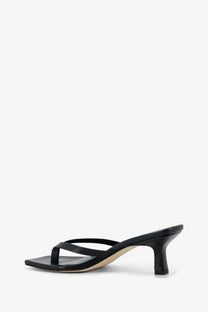 Aeyde women’s Wilma black leather mule sandals with square toe and low block heel for stylish comfort