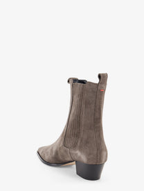 Aeyde Women's Agata Suede Boots Beige