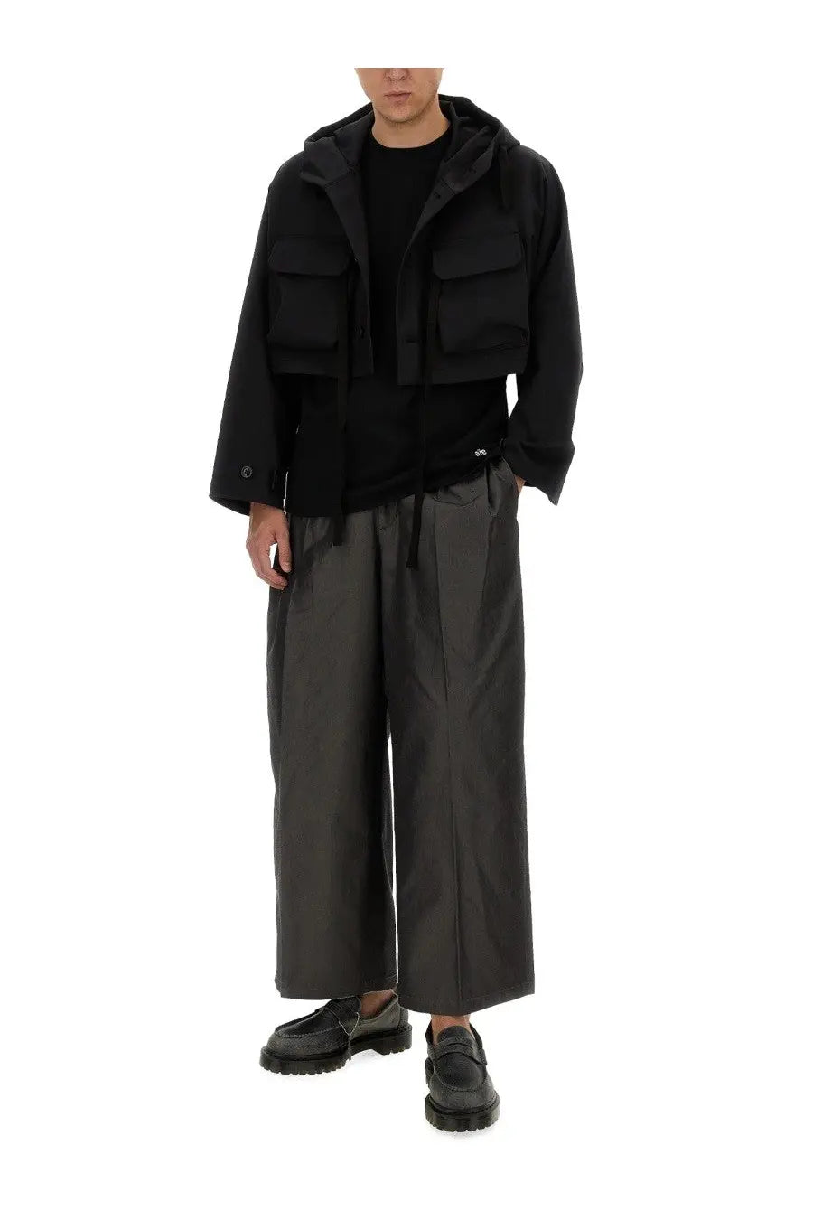 AïE men’s cropped black hooded jacket with multiple flap pockets and a relaxed oversized silhouette
