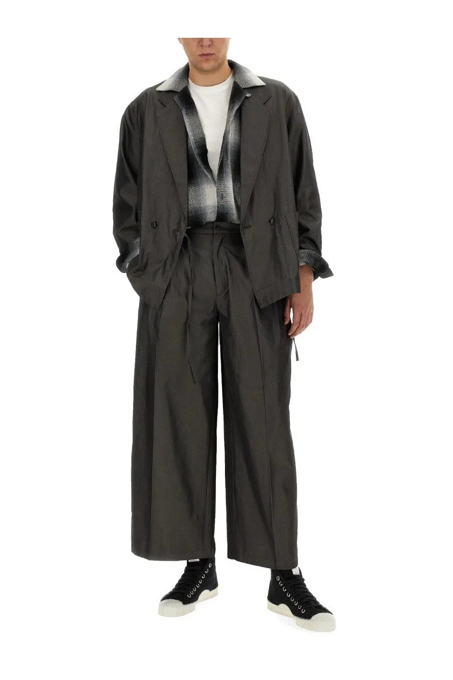Aïe men’s oversize grey trench coat with subtle sheen structured collar and buttoned front designed for style and warmth
