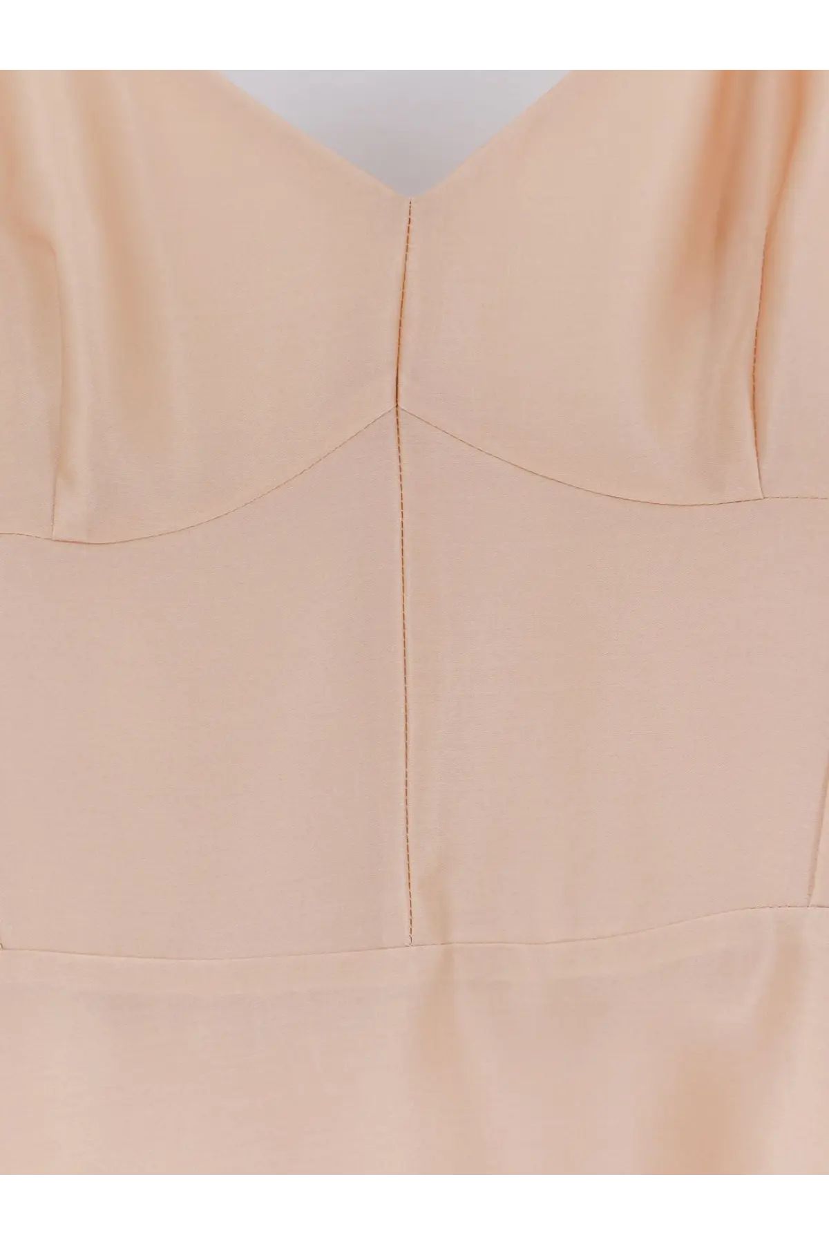 Alberta Ferretti women’s silk dress beige in soft peach with smooth flowing fabric and subtle seam detailing