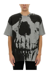 Alexander McQueen men’s grey skull print shirt with distressed painterly design in gray and black on cotton material