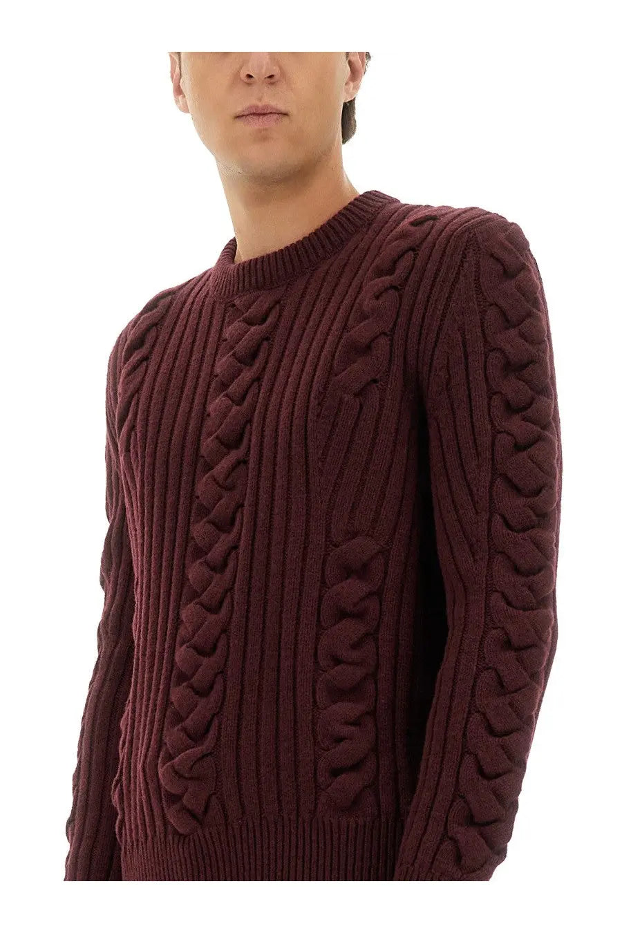 Alexander McQueen men’s wool sweater red in maroon cable knit with ribbed crew neck and intricate braided texture