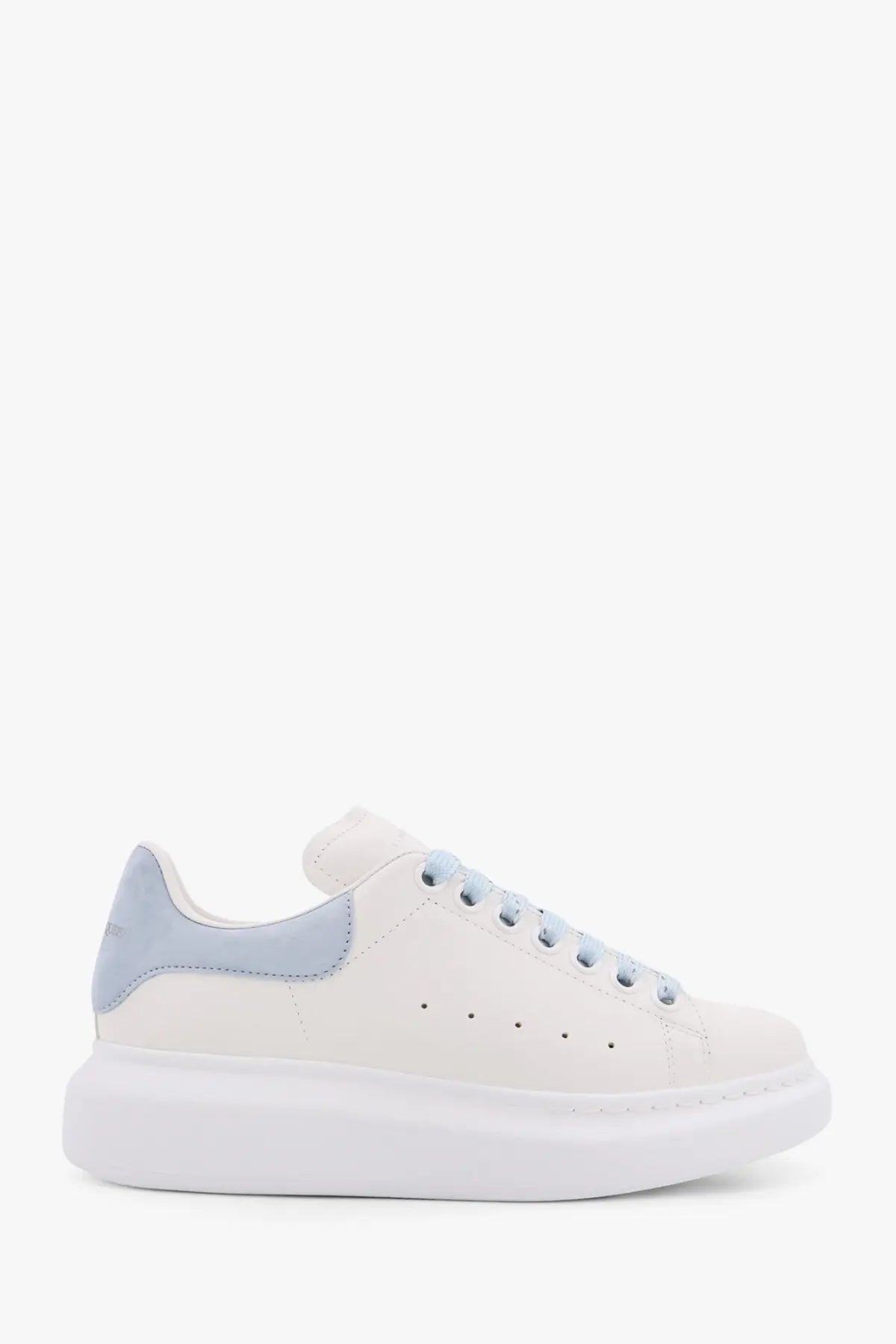 Alexander McQueen women’s Larry low top leather sneakers in white with light blue suede accents and matching laces