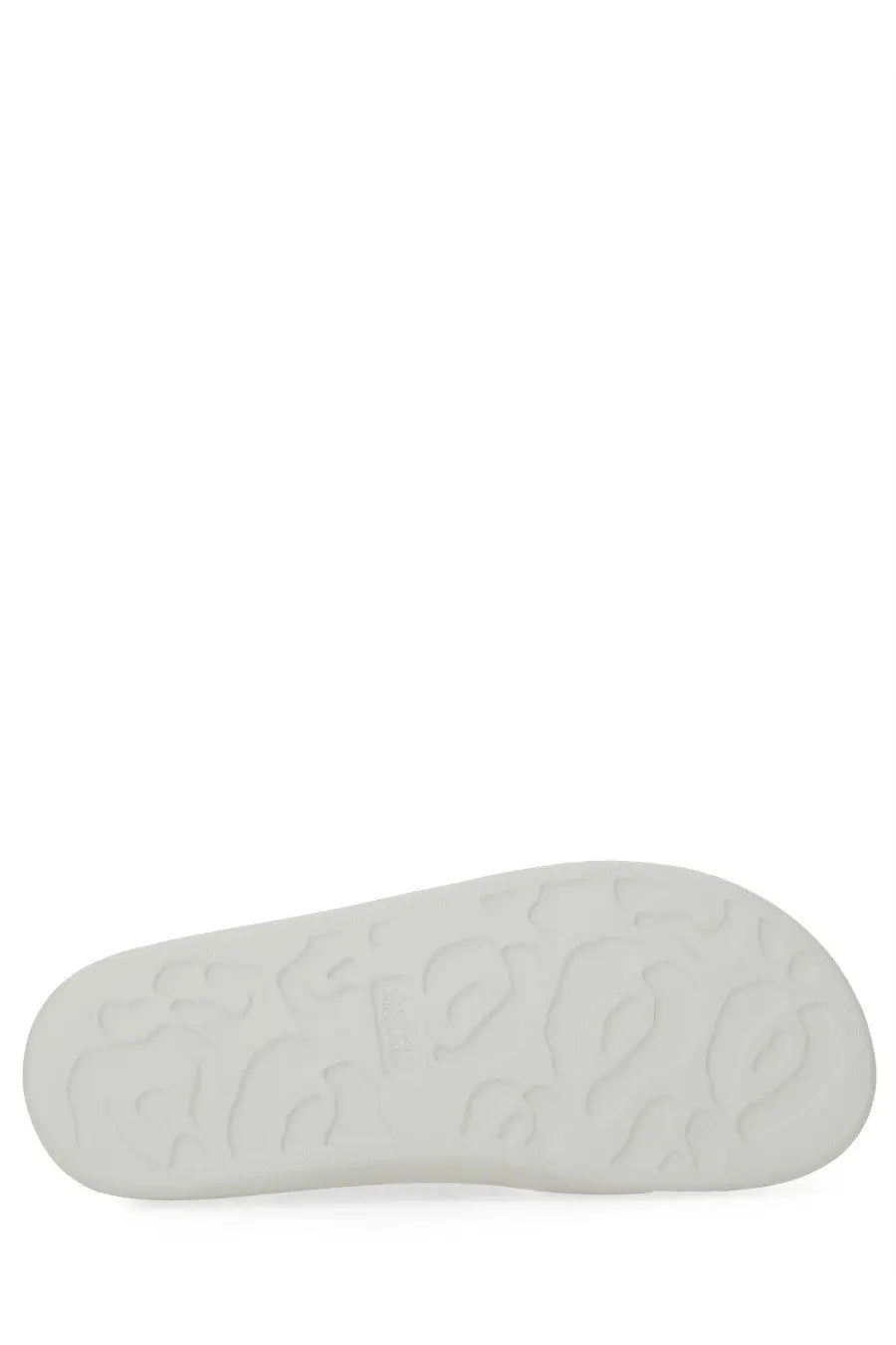 White rubber sole with embossed leopard print pattern on alexander mcqueen women’s oversize hybrid sandal white