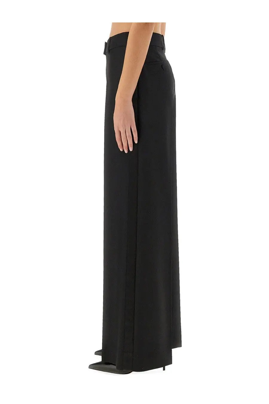Alexander McQueen women’s black wide-leg trousers with tailored fit and subtle side seam pleats