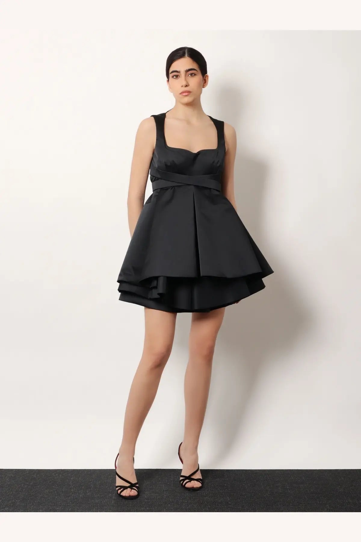 Alexander mcqueen women’s black satin mini dress with square neckline and tiered skirt in taffeta fabric