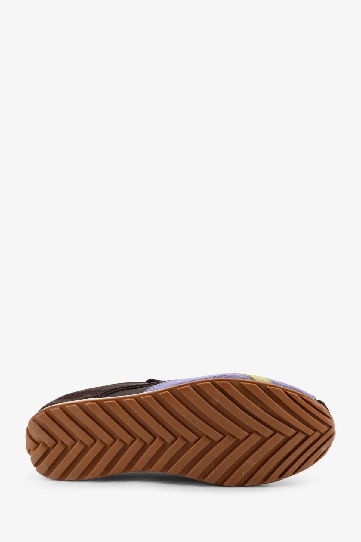 Brown rubber sole with chevron tread pattern of alohas women’s leather and suede sneakers brown