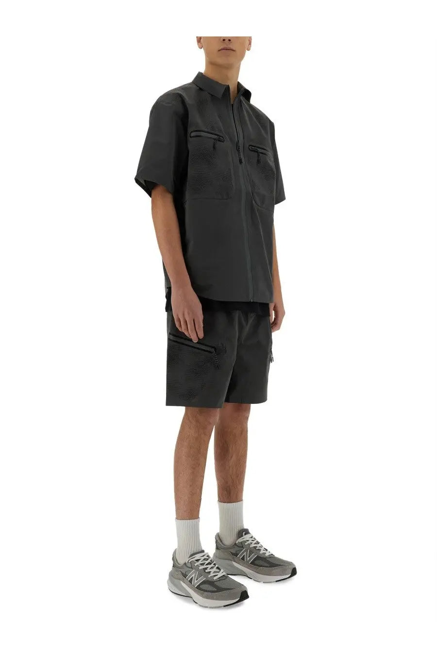 Alpha Industries men’s short laser cut grey utility shirt with dark gray short sleeves two chest pockets and black zippers