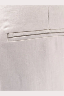 Alyss women’s light gray lyocell and linen trousers with a neatly stitched pocket and clean precise seams