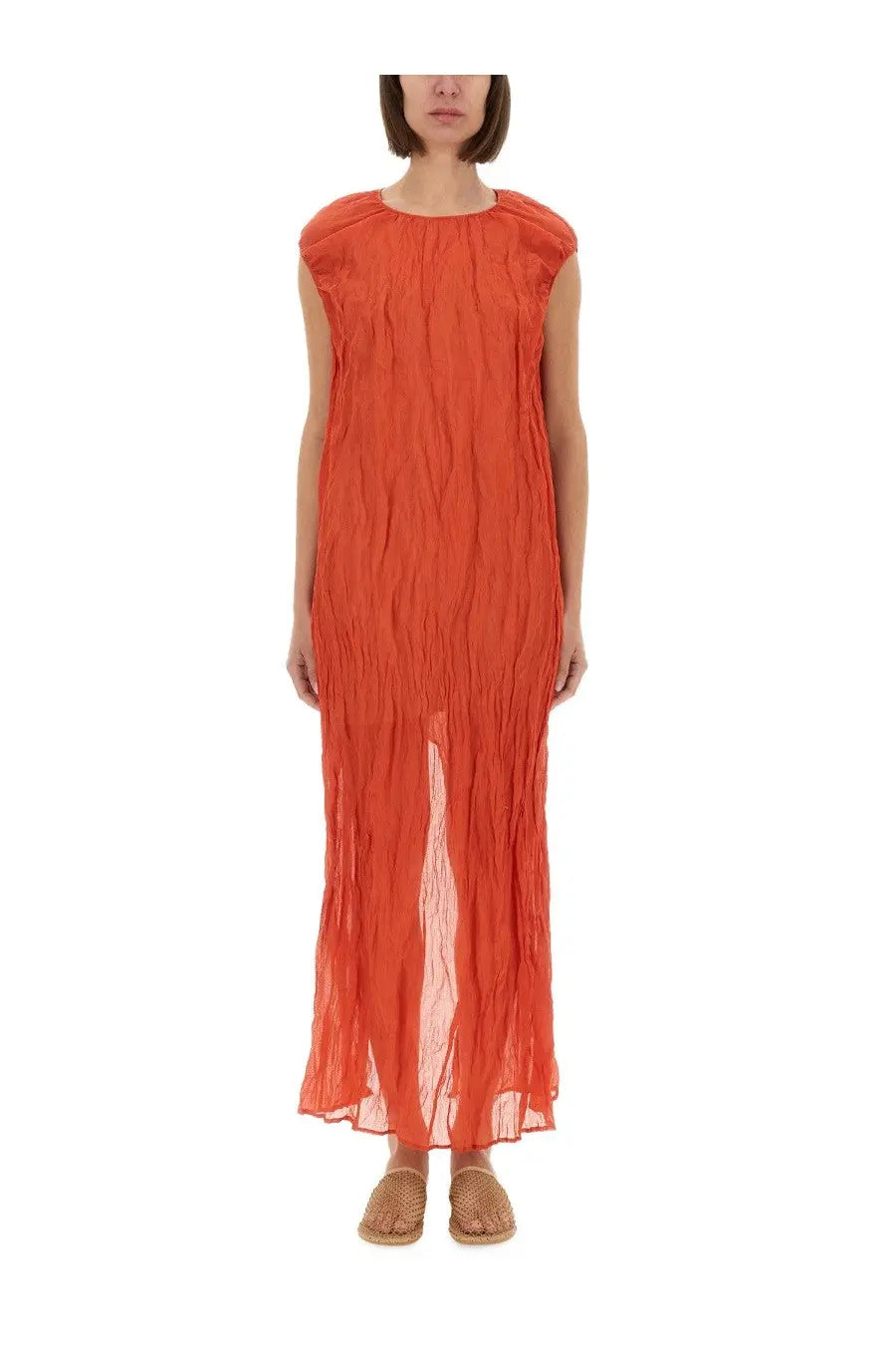 Alysi women’s metallic gauze longuette dress in red with flowing sleeveless textured pleated fabric and front high slit