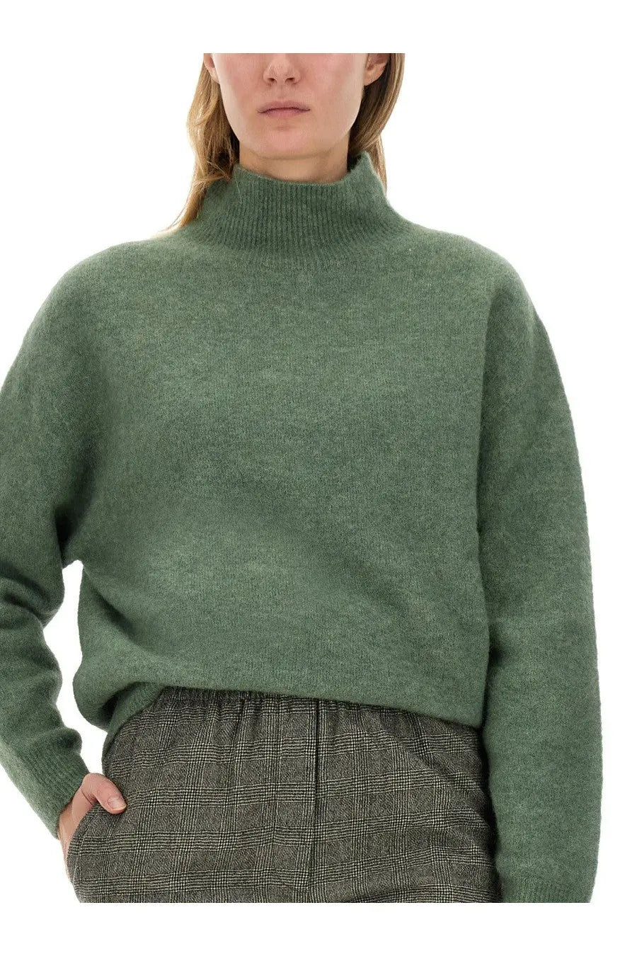Alysi women’s soft olive-green turtleneck sweater with cozy knit texture and relaxed fit
