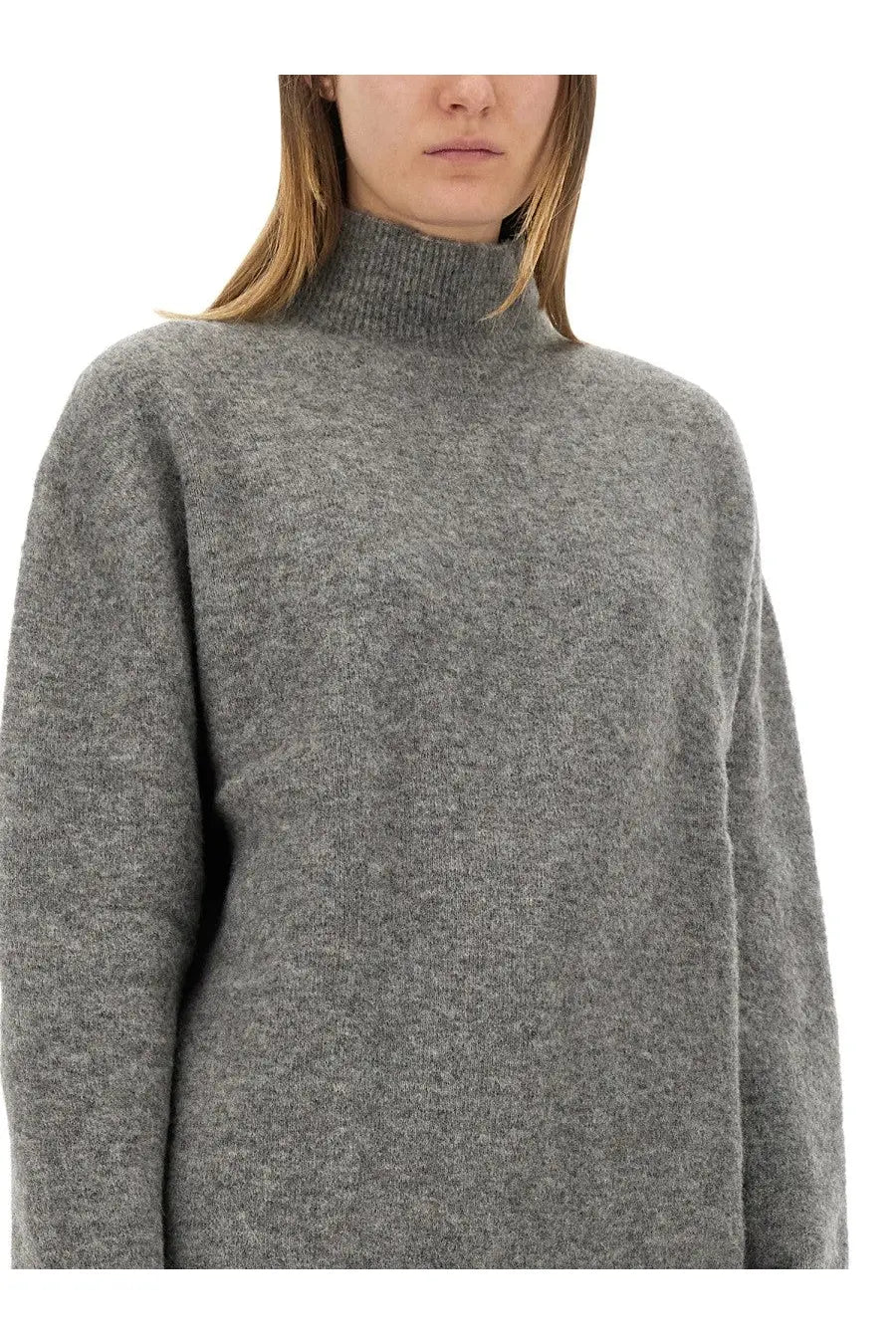 Alysi women’s soft heather gray turtleneck sweater with relaxed fit and ribbed cuffs made from cozy material