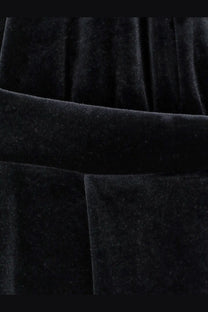Amazuìn women’s gily velvet jumpsuit black showing soft plush texture and subtle sheen of black velvet fabric
