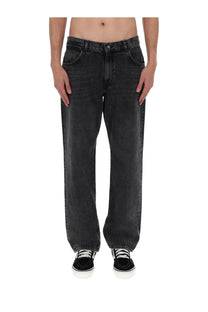 Amish supplies men’s jeans in denim black made of dark-wash denim with a relaxed straight-leg cut and five-pocket design