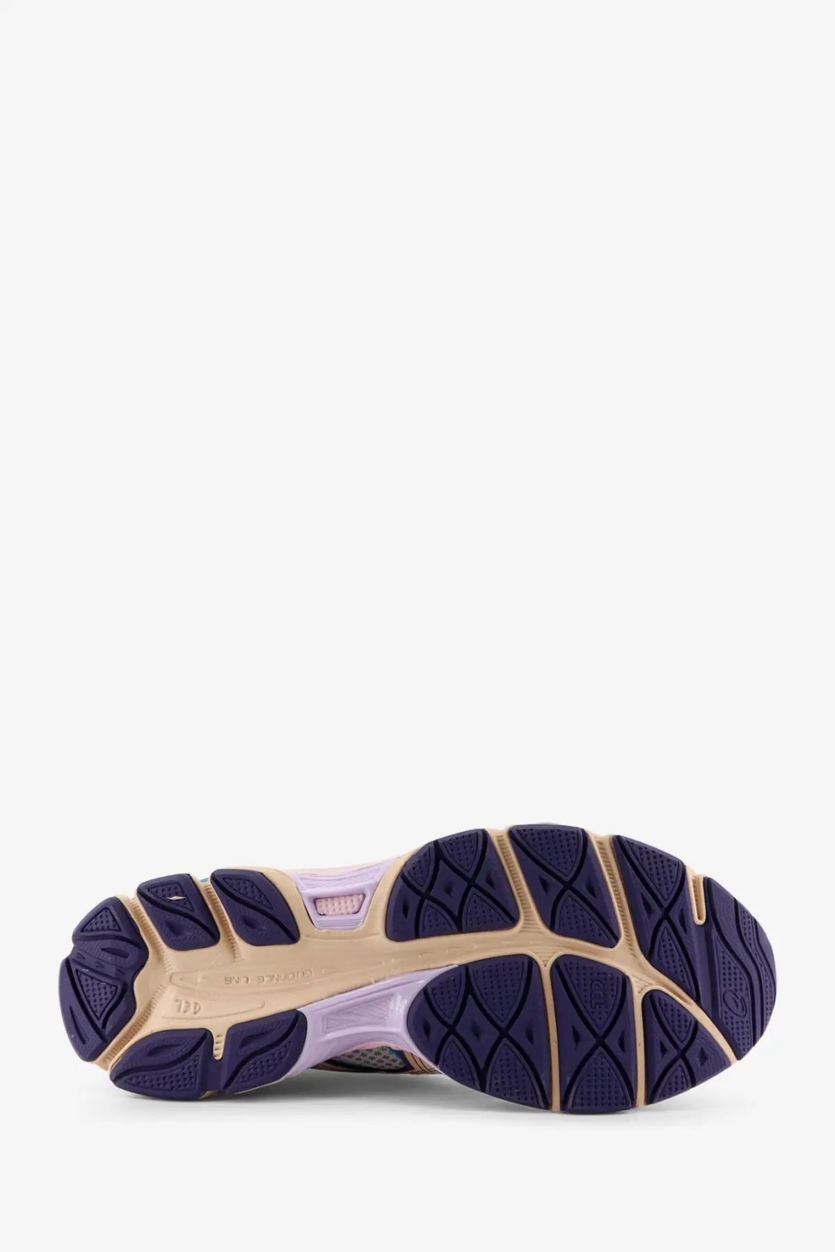 Purple and beige rubber sole with textured grip pattern on asics men’s gel cumulus mesh sneakers grey