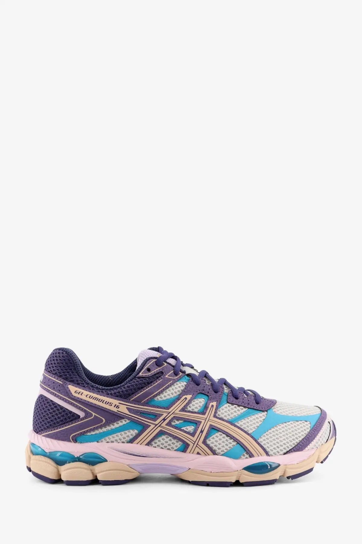 Asics men’s gel cumulus 16 running shoe in purple and teal with mesh upper and cushioned sole for comfort