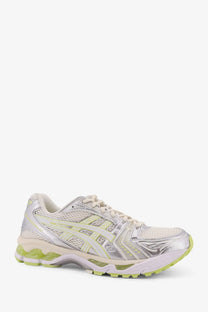 Asics men’s gel kayano mesh running shoe in silver and lime green with breathable mesh upper and reflective accents