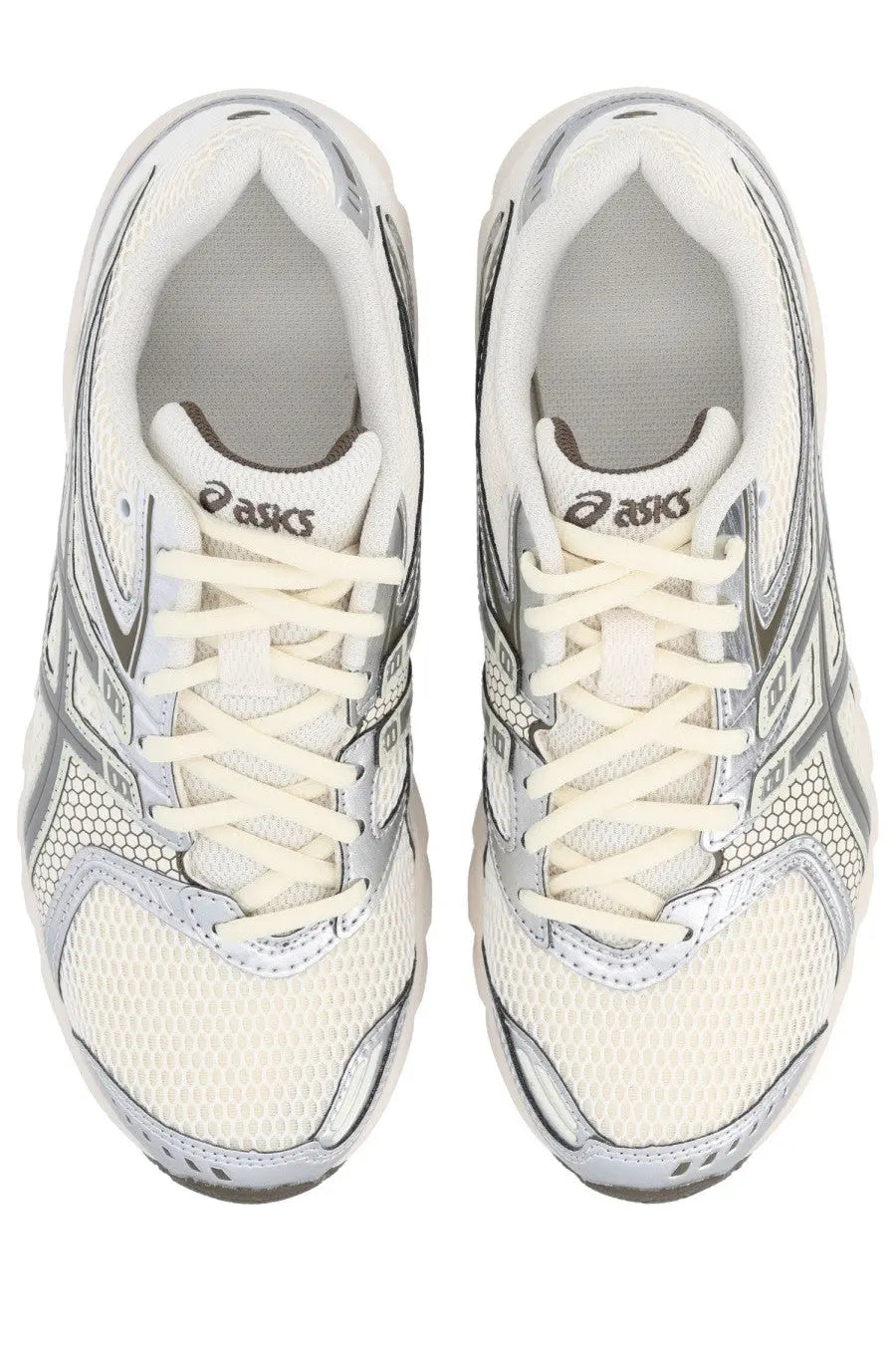 Asics unisex sneaker gel ds trainer beige with white and silver mesh upper lace-up design and branded logo on tongue