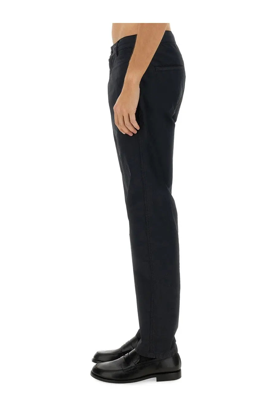 Black slim-fit chinos by ASPESI made of smooth lightweight fabric with subtle stitching details
