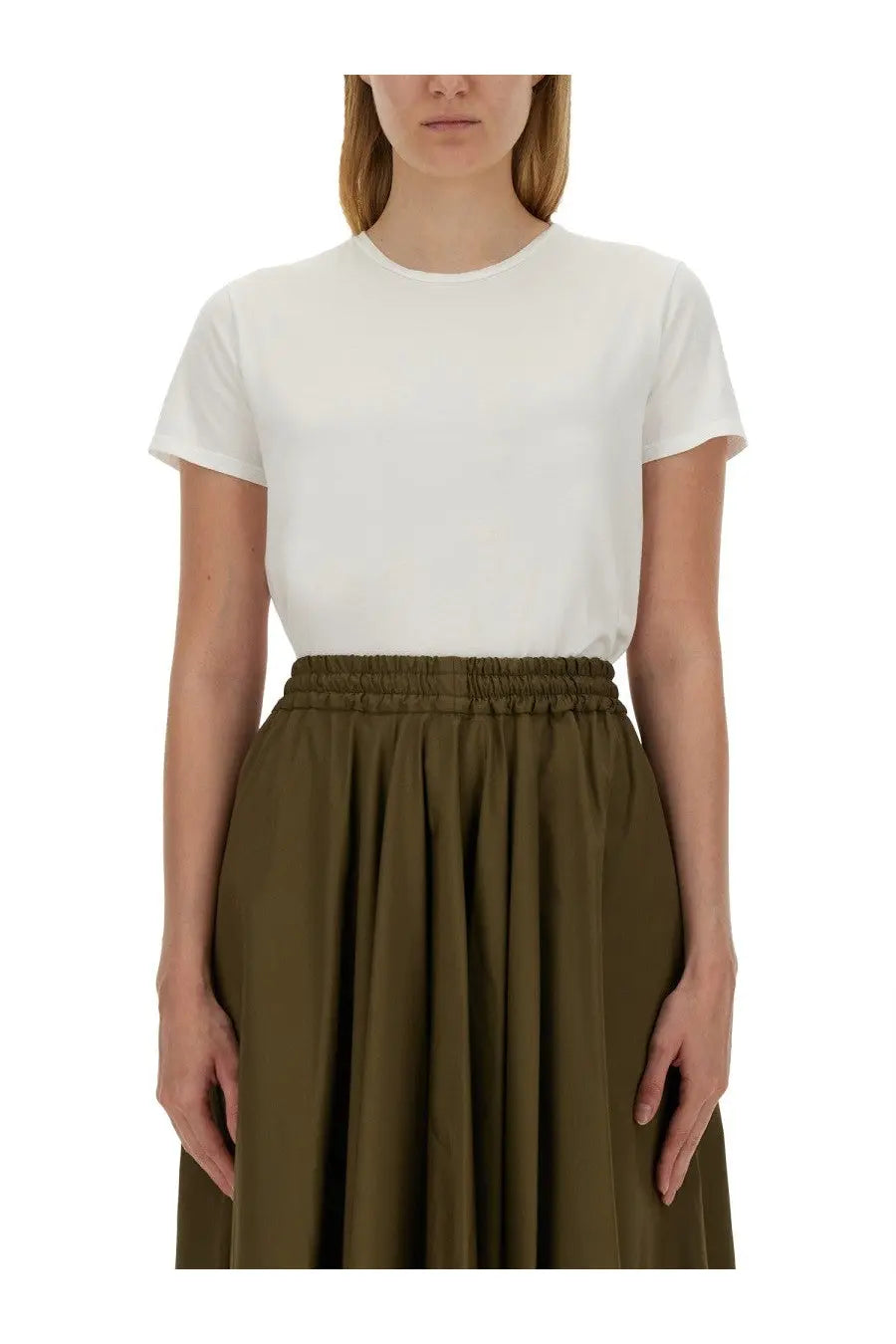 Aspesi women’s white cotton shirt featuring a minimalist design with a round neckline and short sleeves