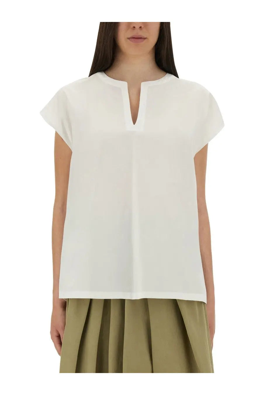 Aspesi women’s white minimalist short-sleeved blouse with subtle v-neckline and clean tailored lines