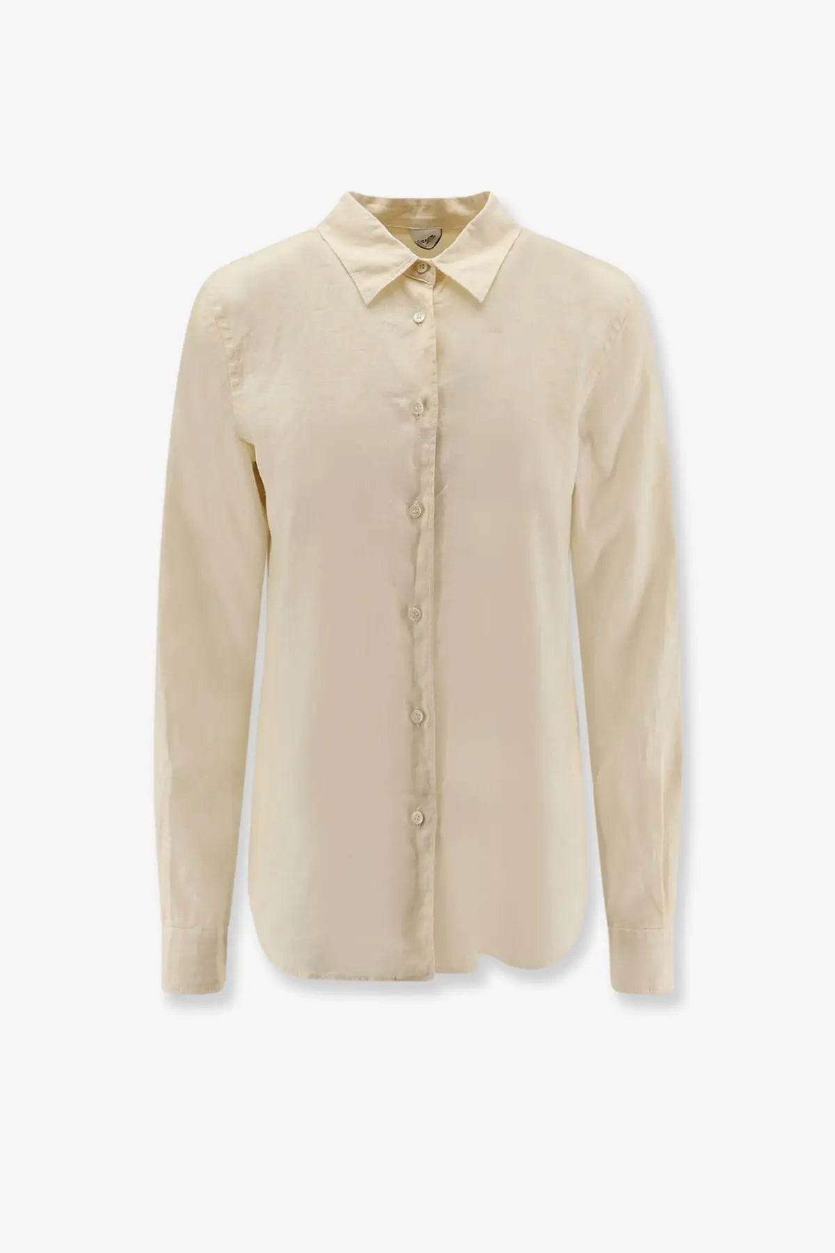 Aspesi women’s vissuto linen shirt white in cream color with long sleeves button down and classic collar with subtle sheen