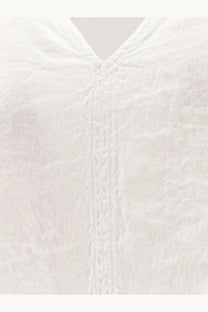 Aspesi women’s vissuto oversize white linen blouse with subtle textured weave and delicate embroidered front seam detailing