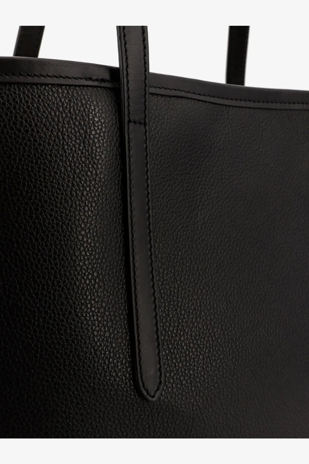 ATP Atelier women’s Eraclea leather shoulder bag in black featuring pebbled leather and stitched handles