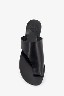 Black leather flip-flop sandal with minimalist design and toe loop from ATP Atelier womens Rosa collection