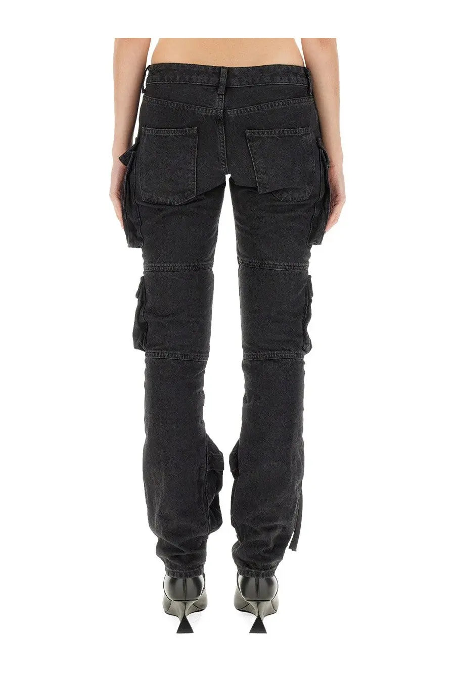 The Attico women’s cargo jeans black made of denim featuring multiple pockets and side slits