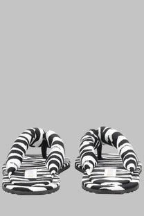 The attico women’s sandalo indie pattern black and white zebra-striped flip-flops with plush textured upper