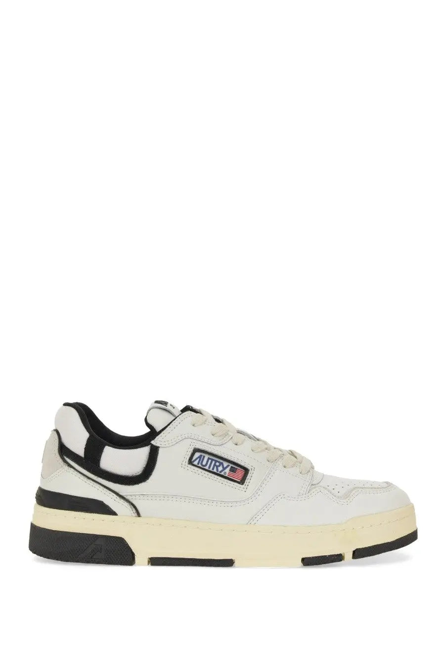 Autry men’s sneaker clc multicolor low-top sneaker in white and black with cream midsole and autry logo patch on the side