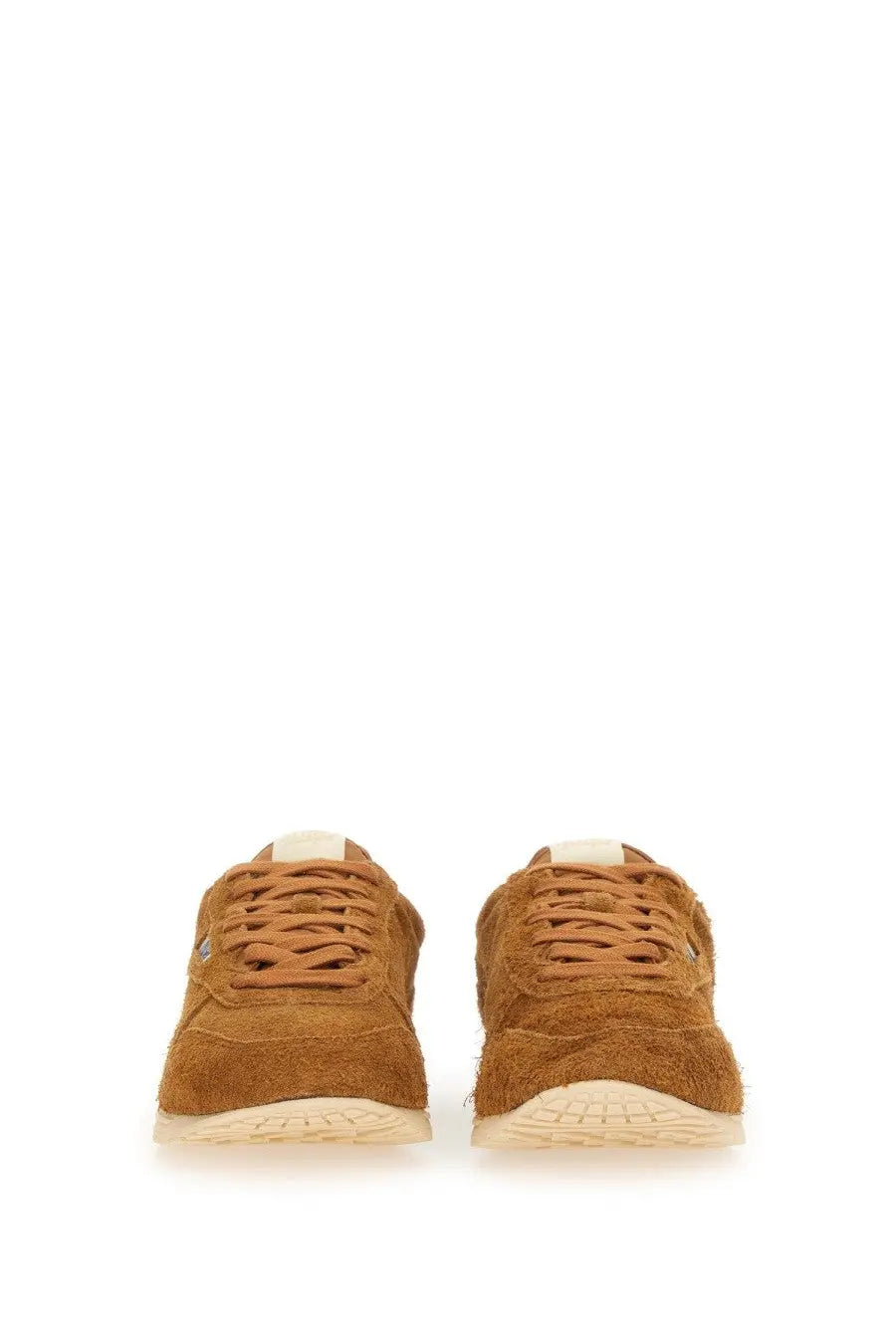 Autry men’s windspin sneaker in tan suede with cream rubber soles and matching laces for casual wear